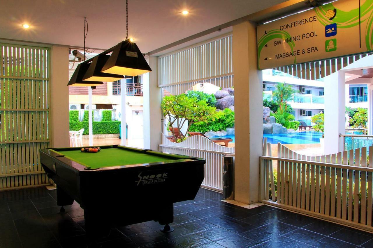 Dragon Beach Resort Jomtien Pattaya Exteriör bild