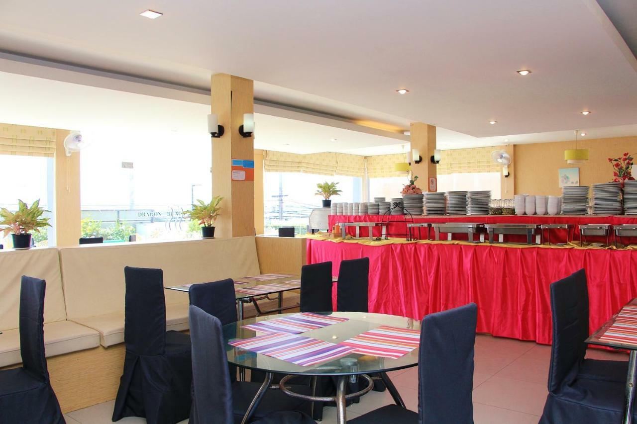 Dragon Beach Resort Jomtien Pattaya Exteriör bild