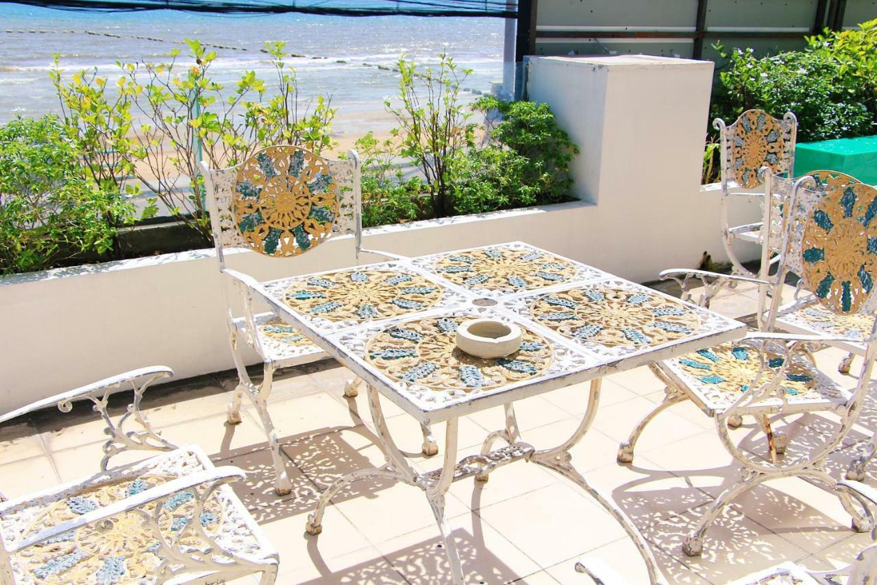 Dragon Beach Resort Jomtien Pattaya Exteriör bild